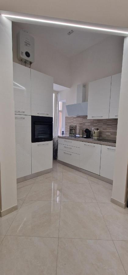 Appartamento B&B La Dimora Di Parthenope Napoli Eksteriør billede