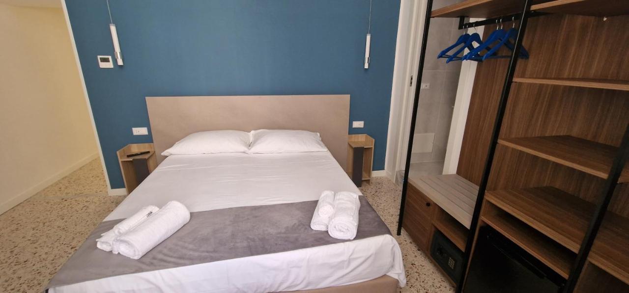 Appartamento B&B La Dimora Di Parthenope Napoli Eksteriør billede